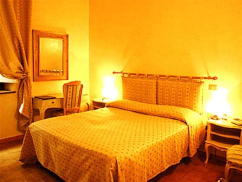 Hotel Cosimo De' Medici Φλωρεντία Δωμάτιο φωτογραφία